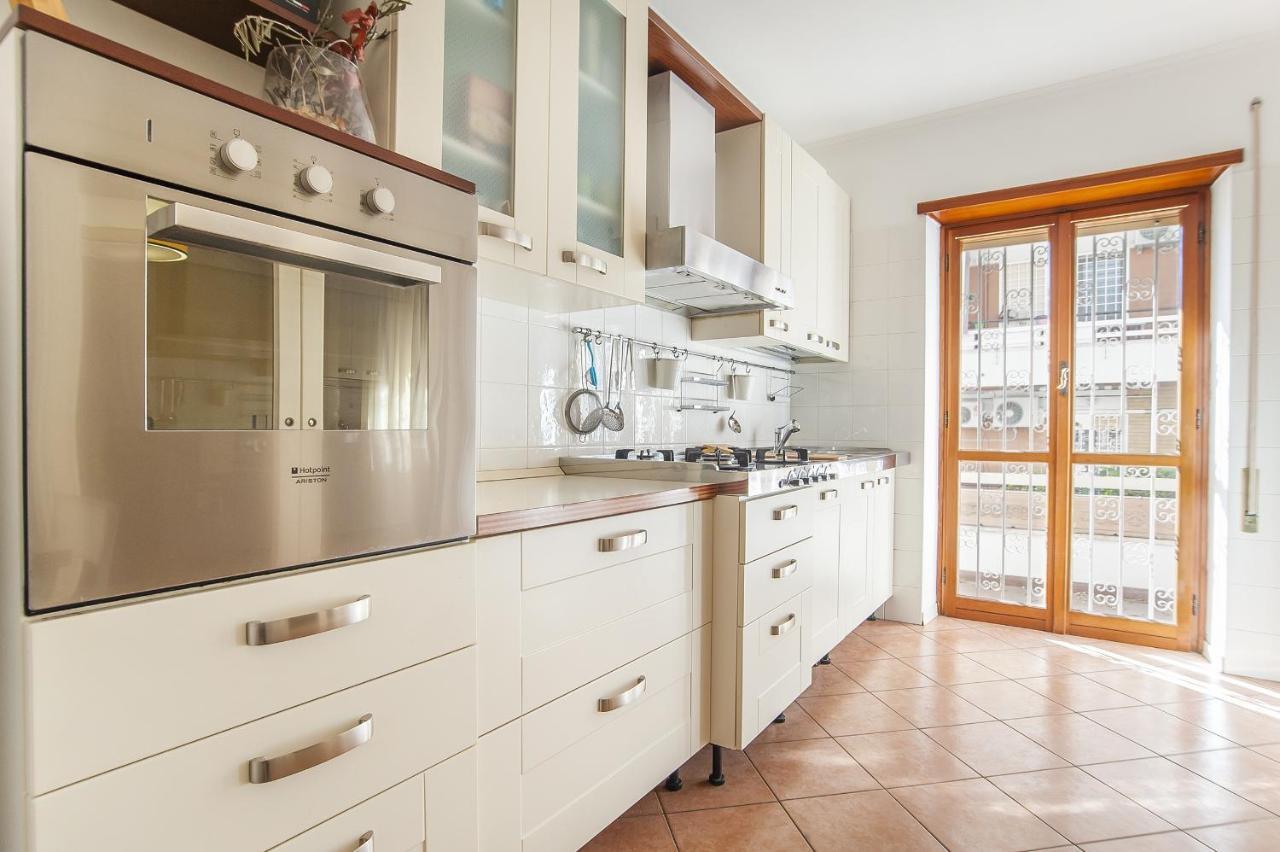 Eur Luminous And Large Family Terrace Apartment 로마 외부 사진